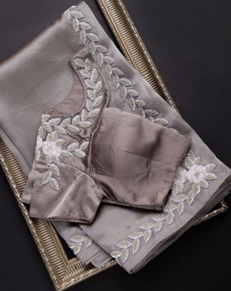 Pure Resham Saree With Authentic Fabric Blouse